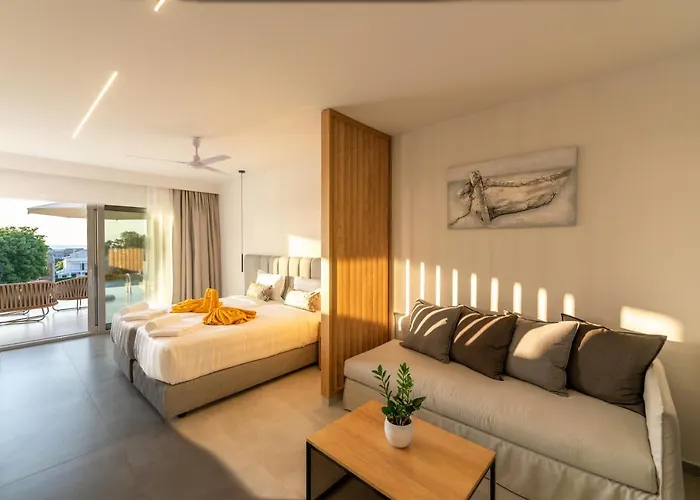 Thimios Suites Adults Only
